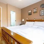 Beautiful 3 Bedroom Apartment In Santry
