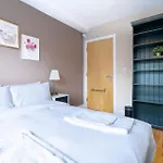 Beautiful 3 Bedroom Apartment In Santry