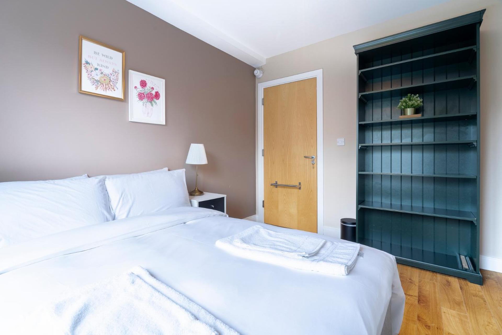 Beautiful 3 Bedroom In Santry * Dublin